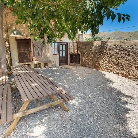 Country house Ca'n Pont Port de Pollenca