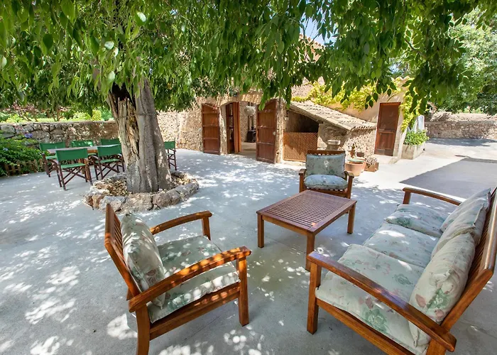 Ca'n Pont 波连萨港